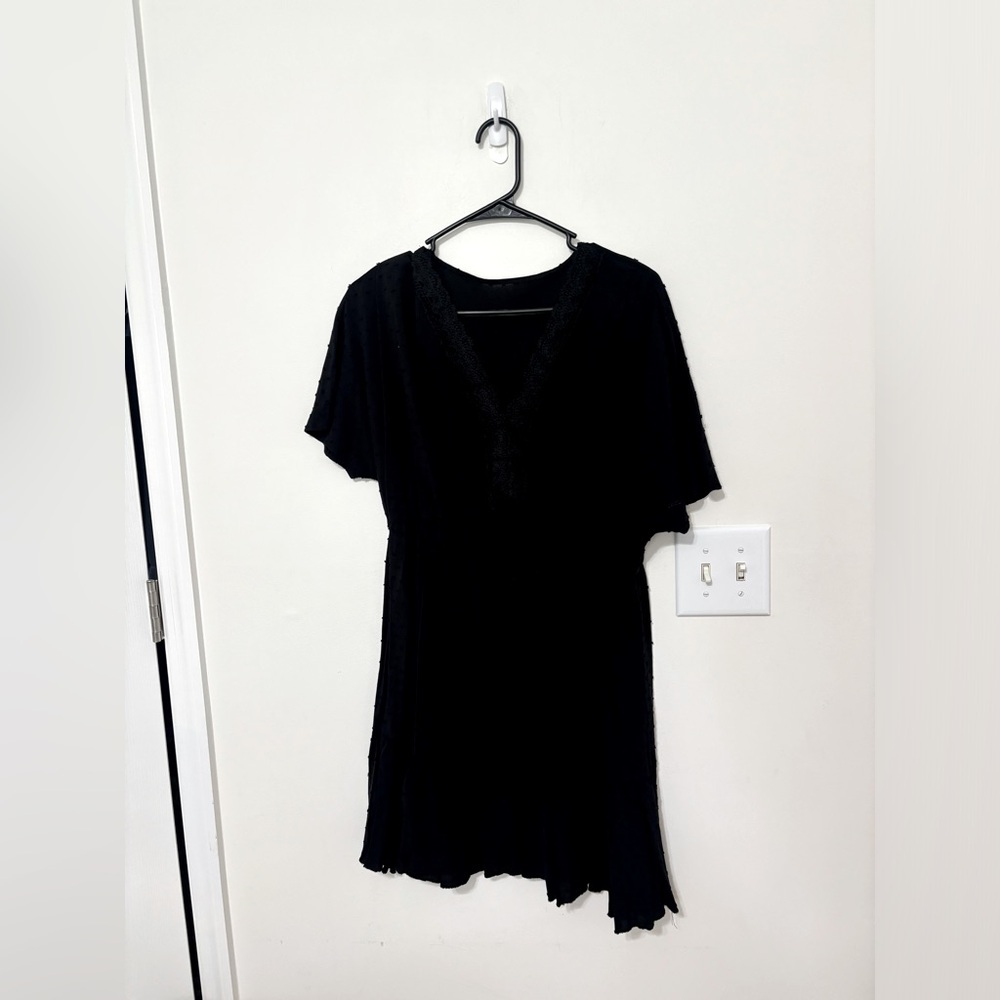 SHEIN Black Asymmetrical Swim Coverup